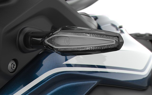 We see the LED indicators of the F 850 GS.